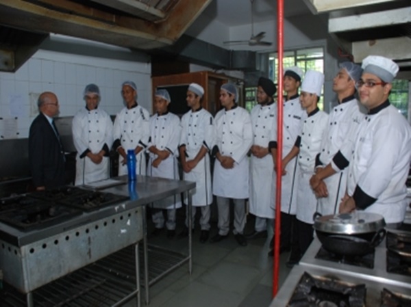 Quantity Training Kitchen